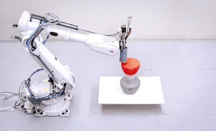 چاپ سه بعدی رباتیک مبلمان در مقیاس بزرگ با استفاده از فناوری ABB