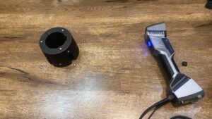 قطعه بوش مخروطی پس از الصاق برچسب های تارگت اسکن سه بعدی لیزری شد